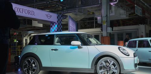 THE MAKING OF THE NEW MINI COOPER. image