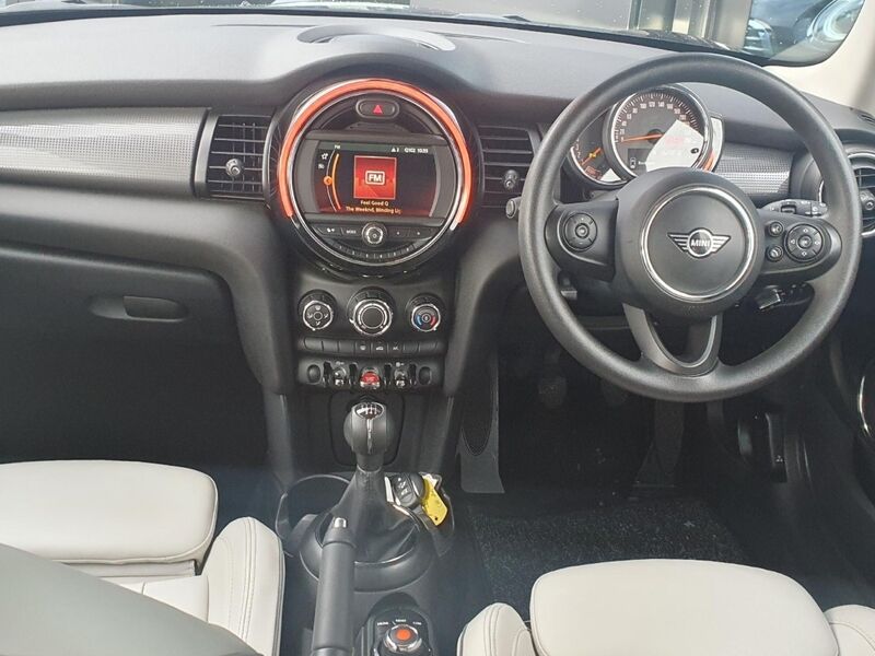 More views of MINI HATCH