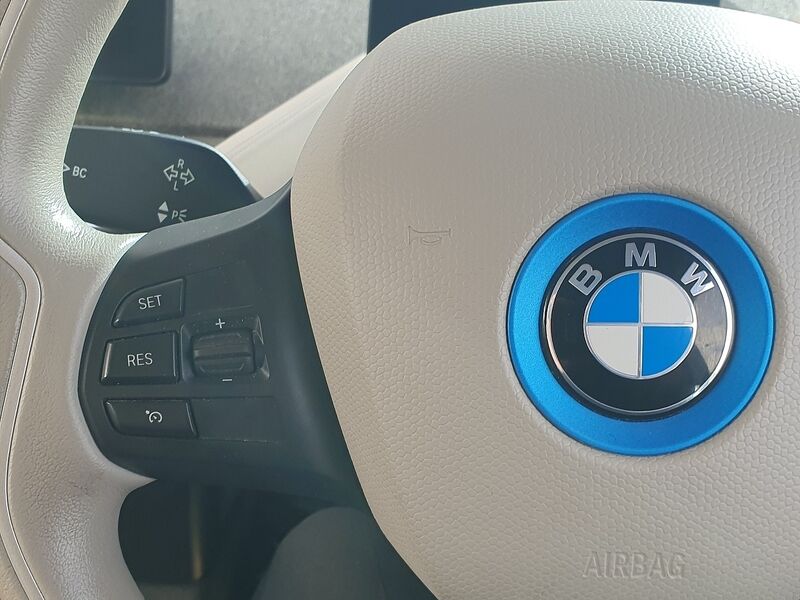 More views of BMW i3