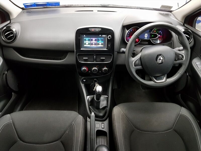 More views of Renault Clio