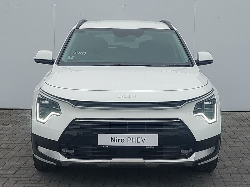 More views of Kia Niro