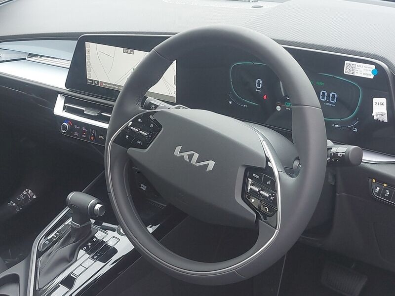 More views of Kia Niro