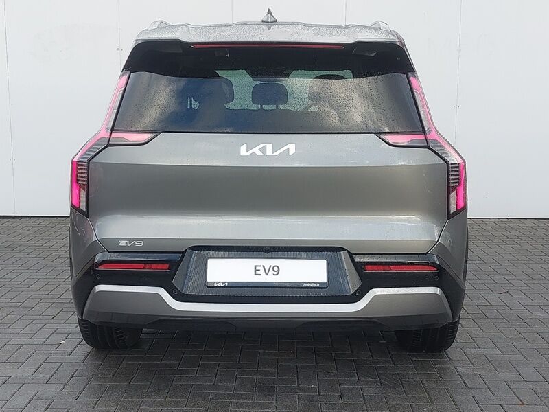 More views of Kia EV9