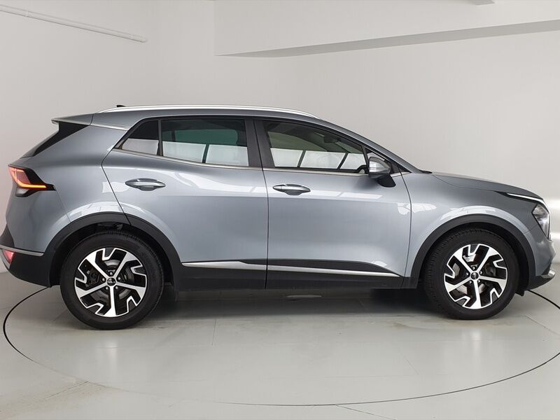 More views of Kia Sportage