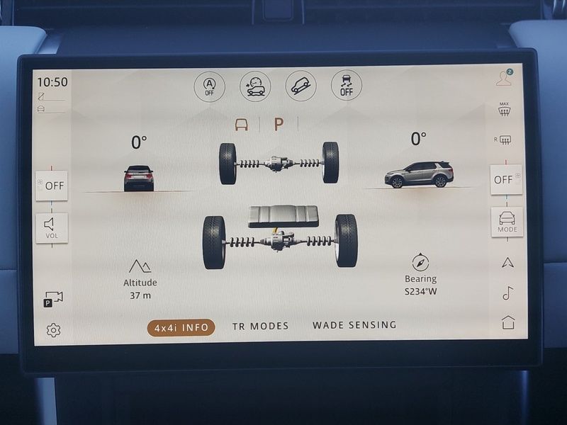 More views of Land Rover Discovery Sport