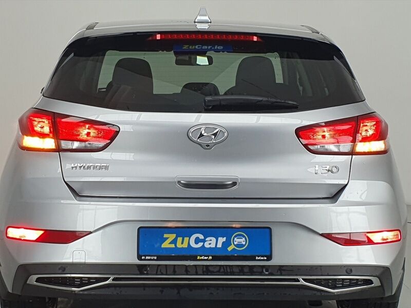 More views of Hyundai i30