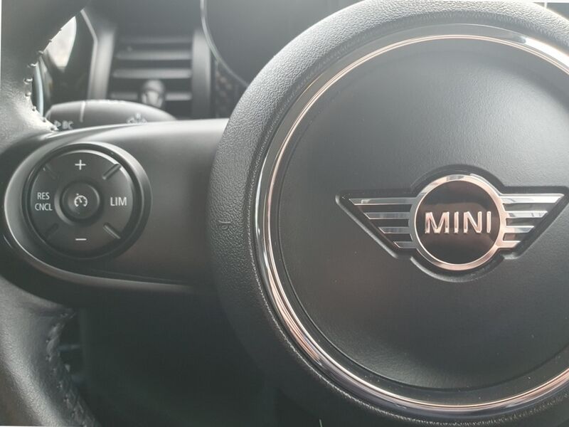 More views of MINI Hatch