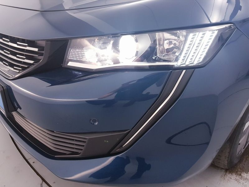 More views of Peugeot 508 