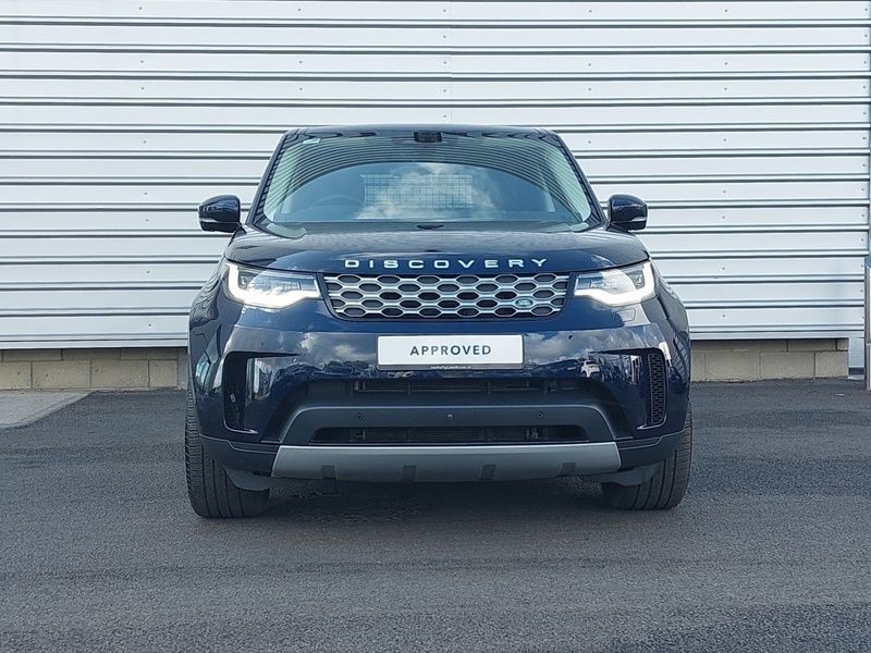 More views of Land Rover Discovery