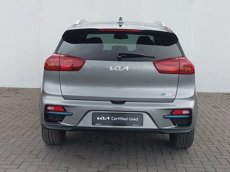 More views of Kia Niro