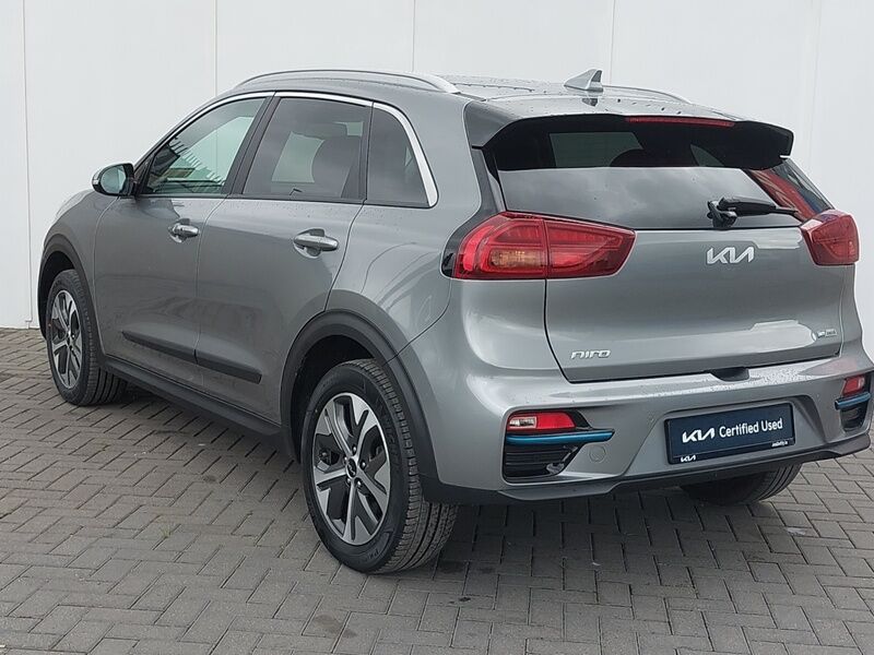 More views of Kia Niro