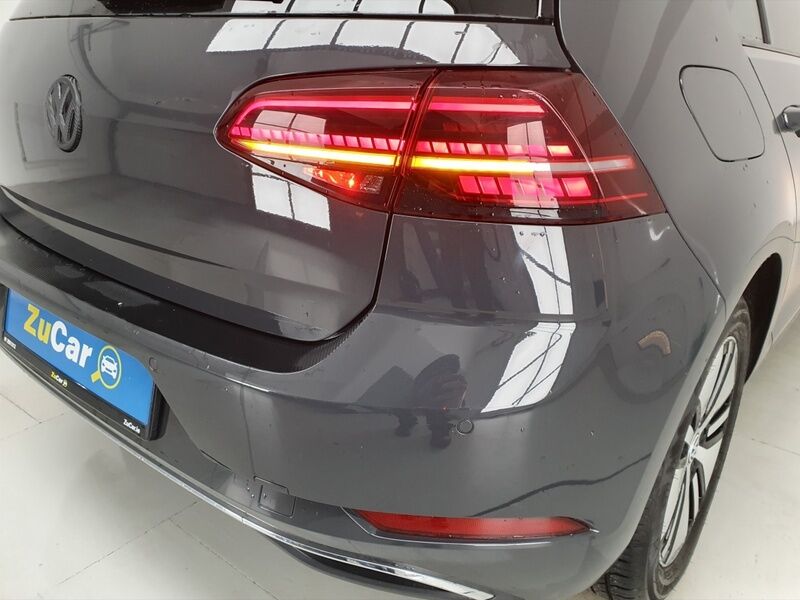 More views of Volkswagen e-Golf