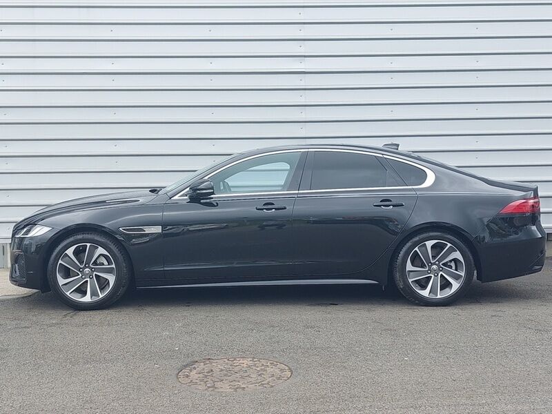 More views of Jaguar XF