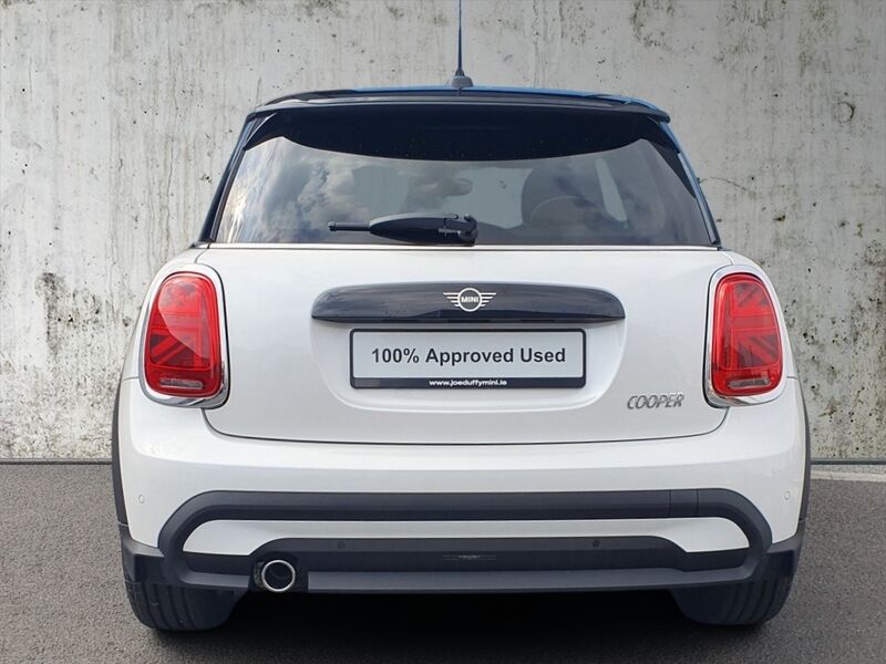 More views of MINI hatch