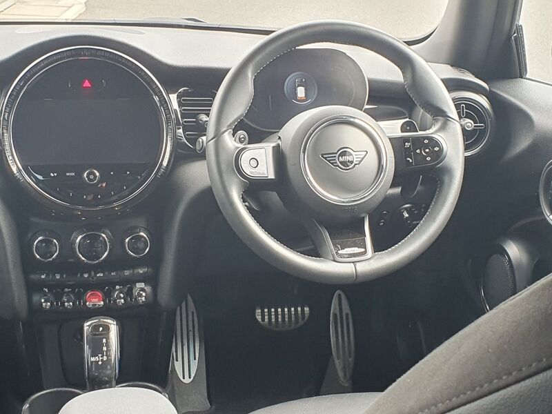 More views of MINI hatch