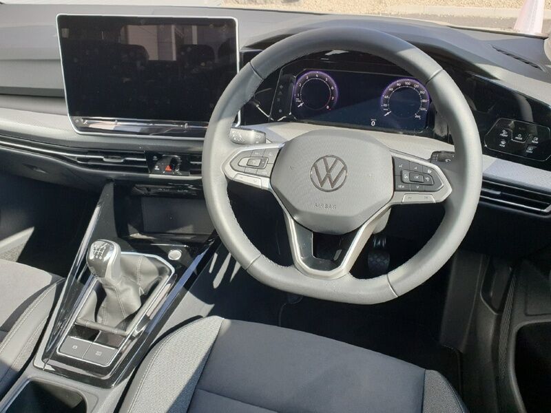 More views of Volkswagen Golf