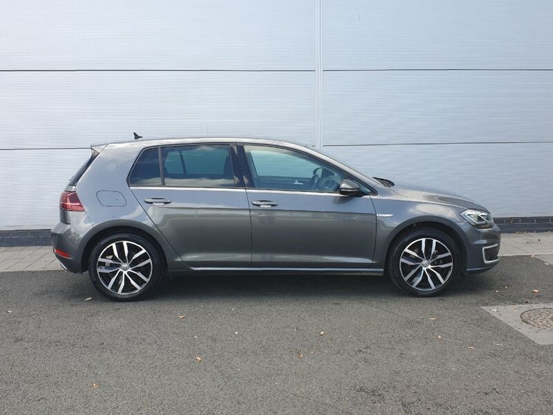 More views of Volkswagen e-Golf