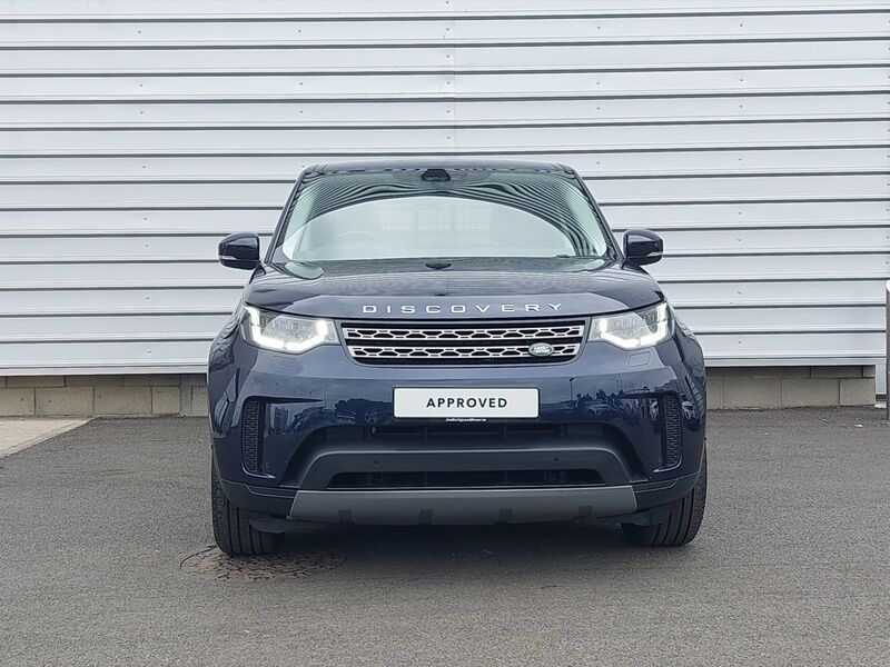 More views of Land Rover Discovery