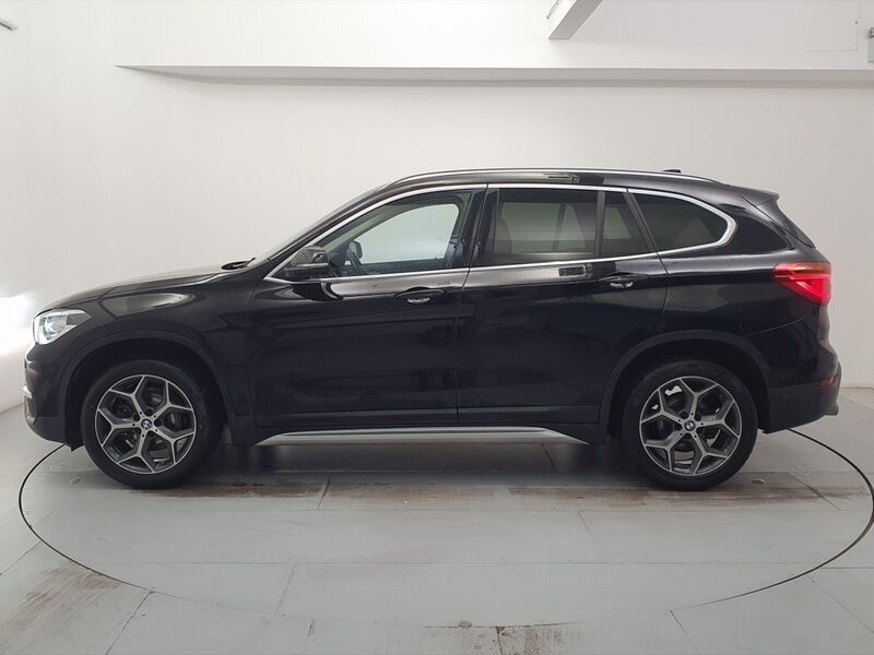 More views of BMW X1