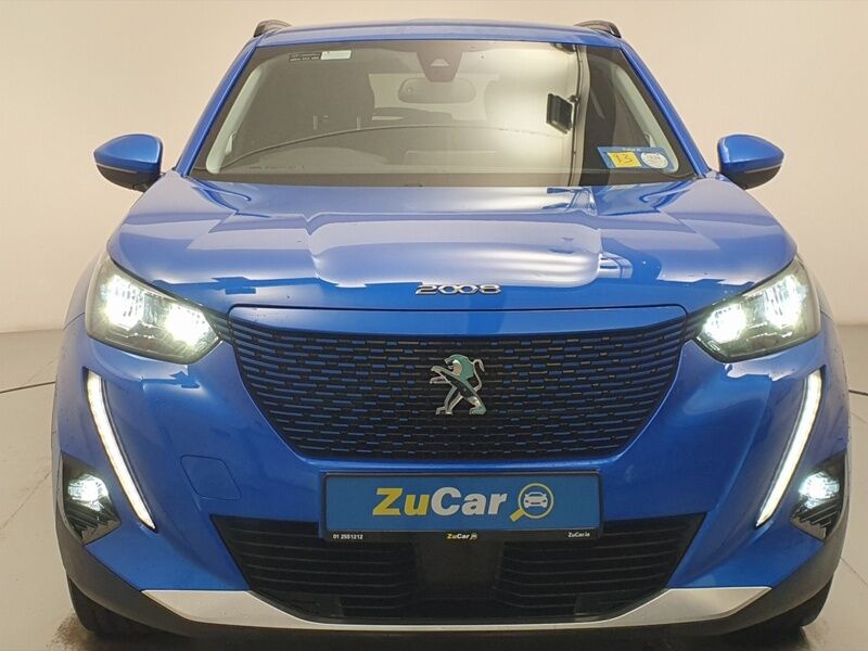 More views of Peugeot 2008