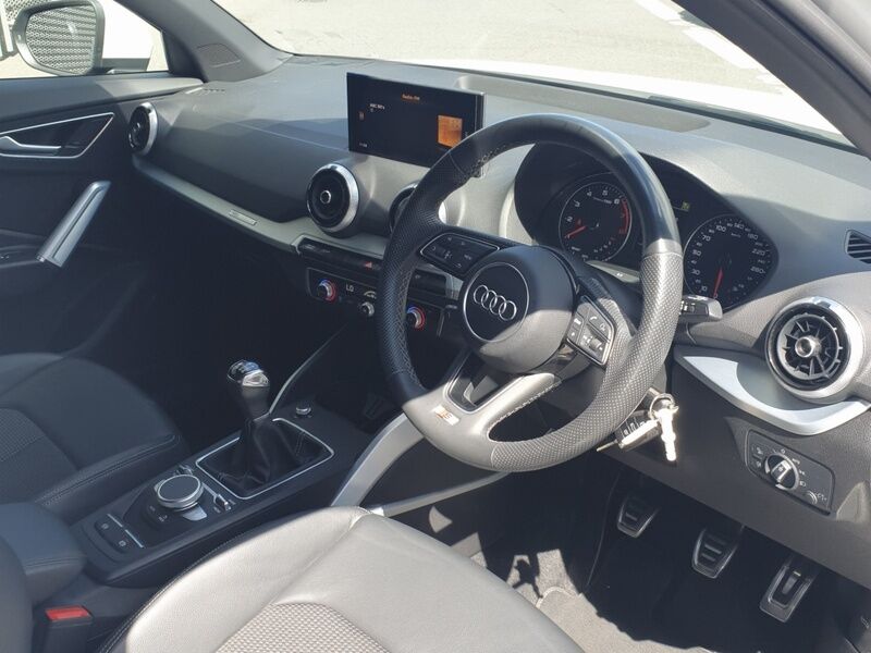 More views of Audi Q2