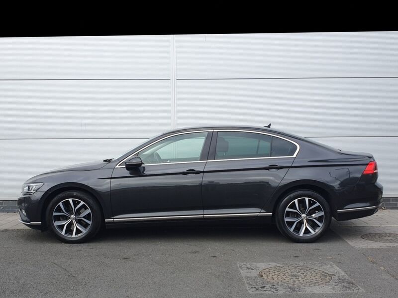 More views of Volkswagen Passat