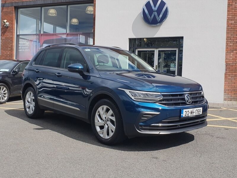 More views of Volkswagen Tiguan