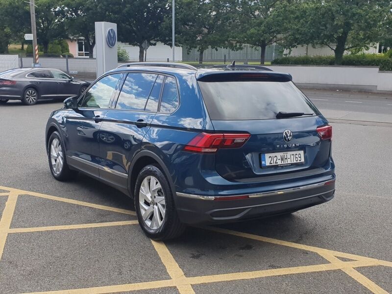 More views of Volkswagen Tiguan