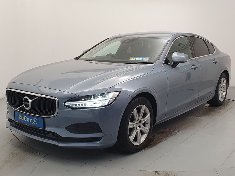 More views of Volvo S90