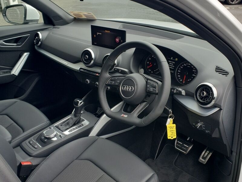 More views of Audi Q2