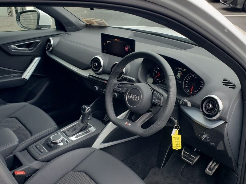 More views of Audi Q2