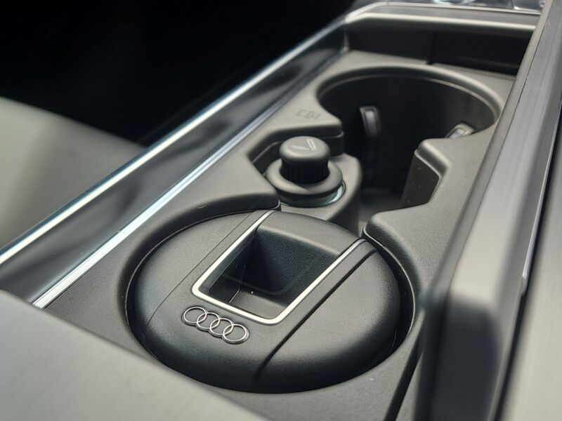 More views of Audi A7