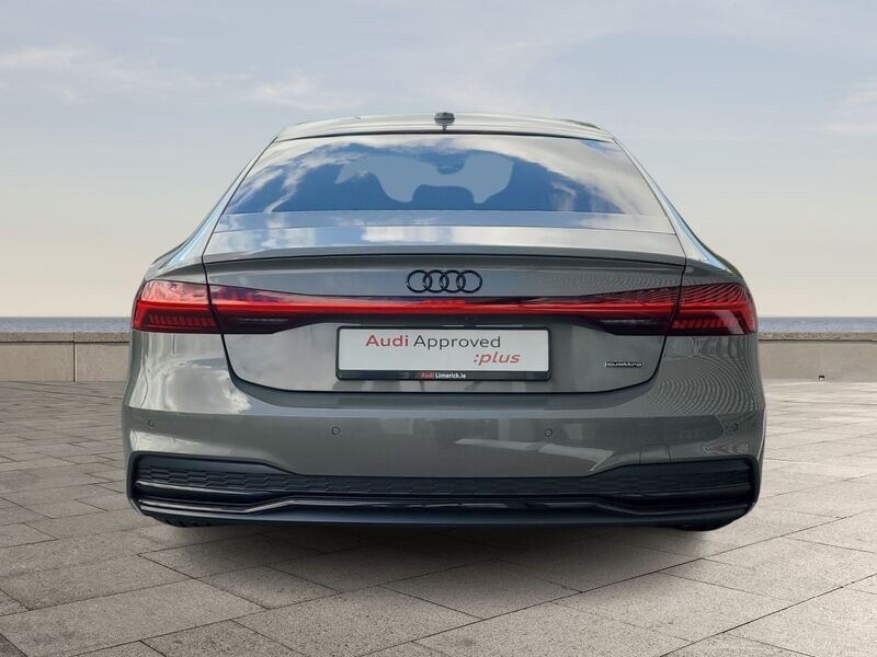 More views of Audi A7