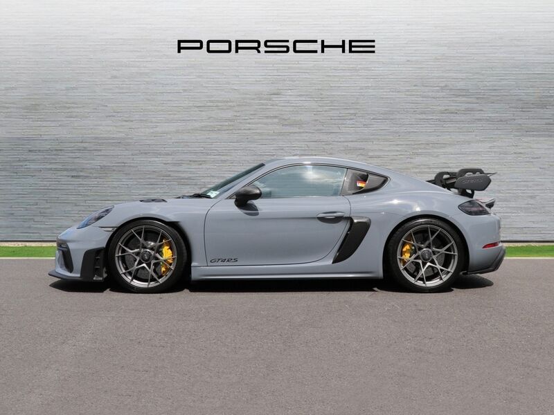 More views of Porsche Cayman