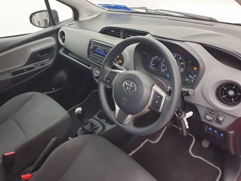 More views of Toyota Yaris