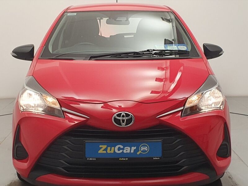 More views of Toyota Yaris