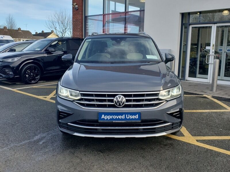 More views of Volkswagen Tiguan