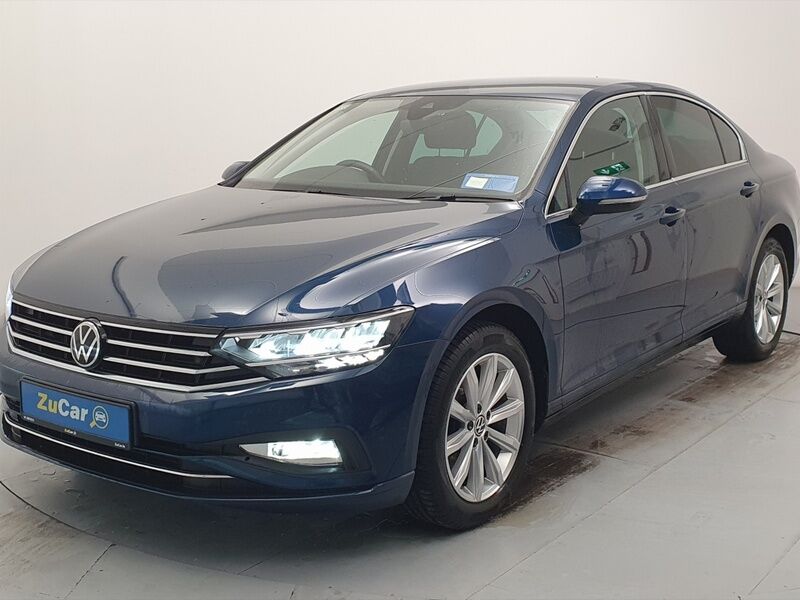 More views of Volkswagen Passat