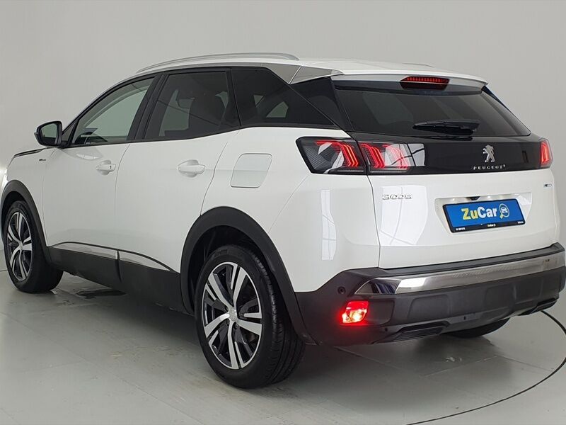 More views of Peugeot 3008