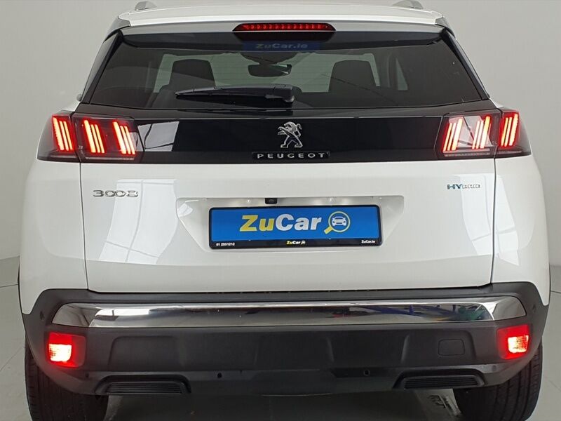 More views of Peugeot 3008