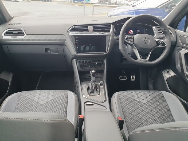 More views of Volkswagen Tiguan Allspace