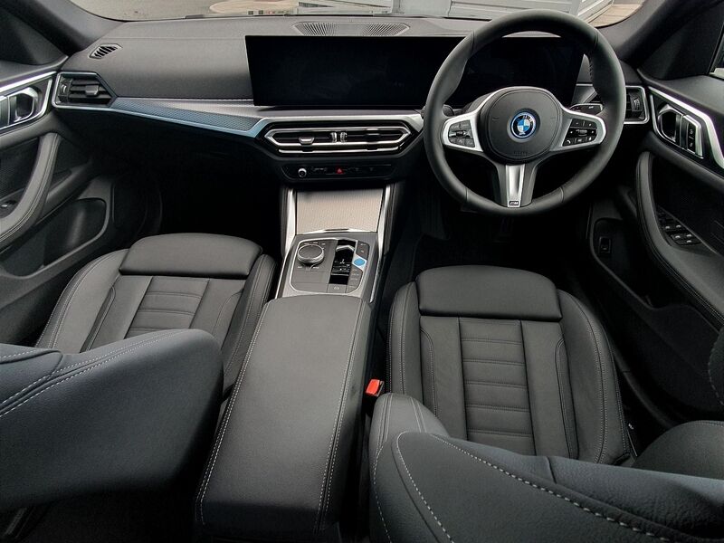 More views of BMW i4