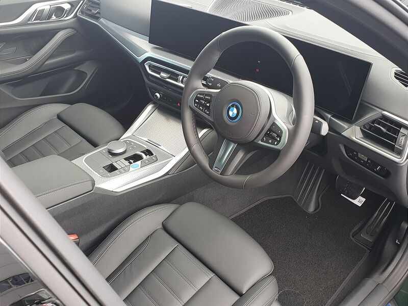 More views of BMW i4