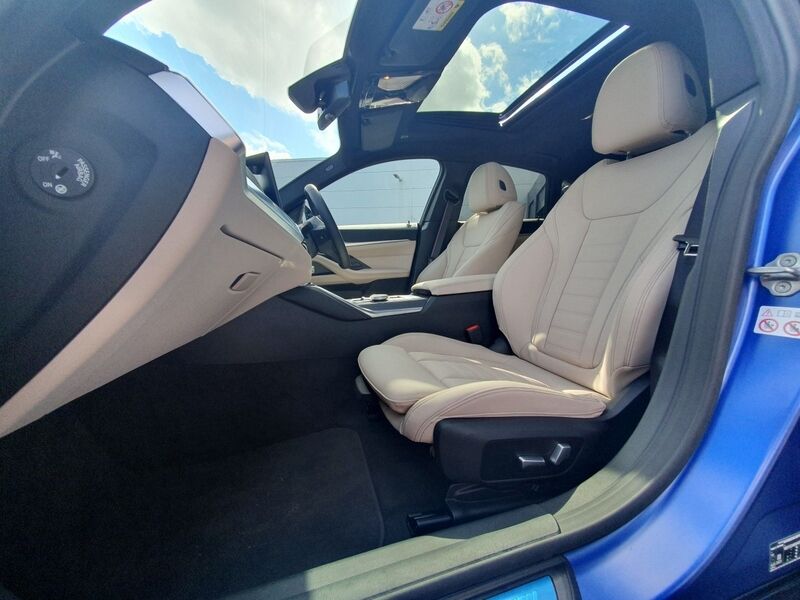 More views of BMW i4