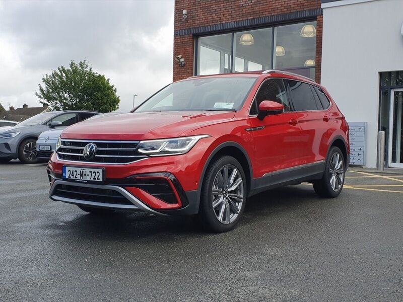 More views of Volkswagen Tiguan Allspace