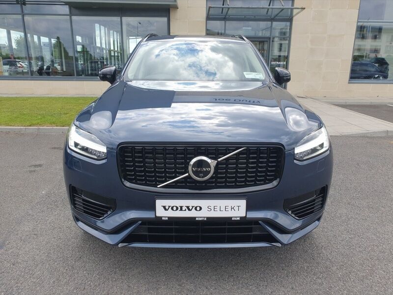 More views of Volvo XC90