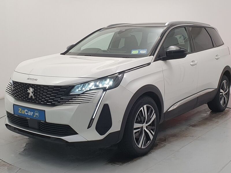 More views of Peugeot 5008