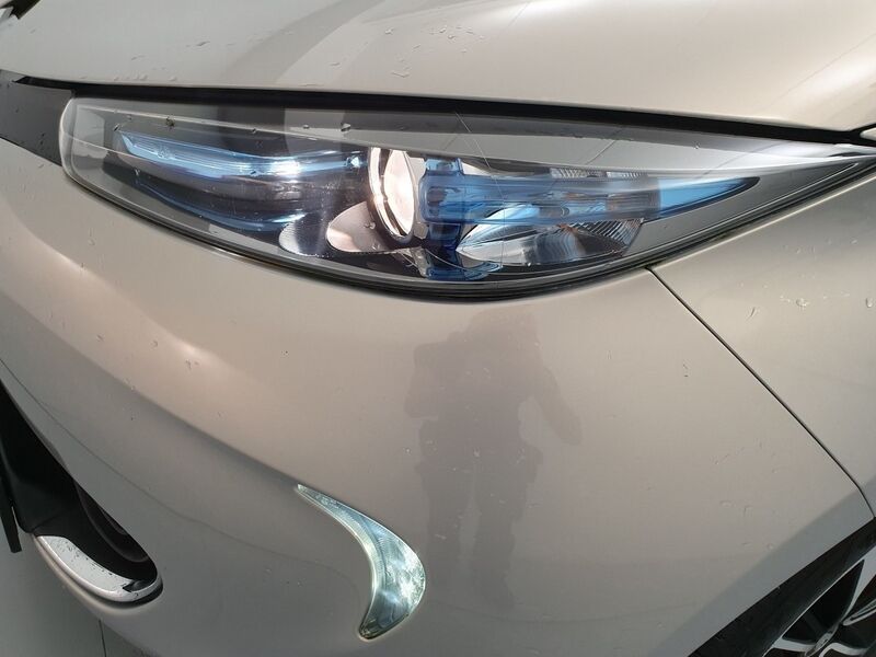 More views of Renault Zoe