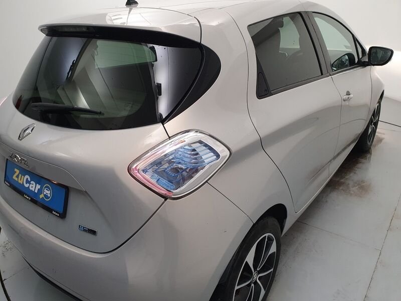 More views of Renault Zoe