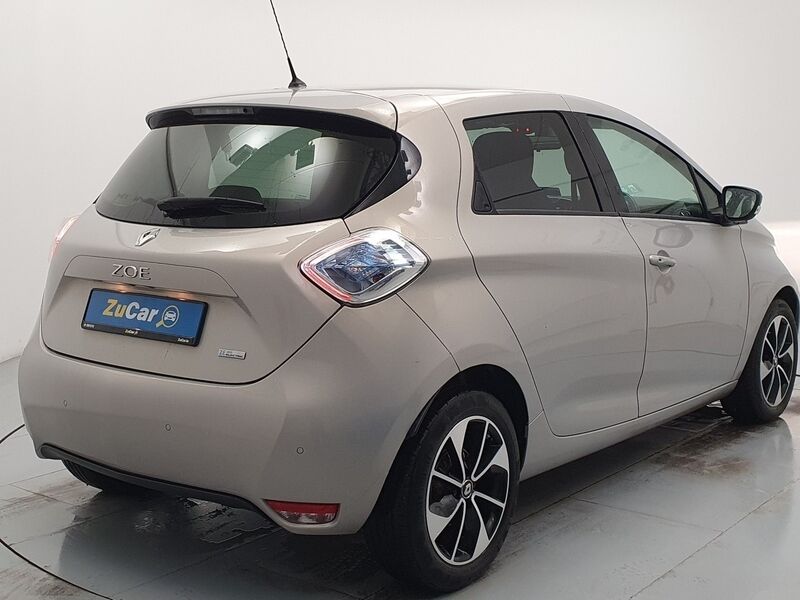 More views of Renault Zoe